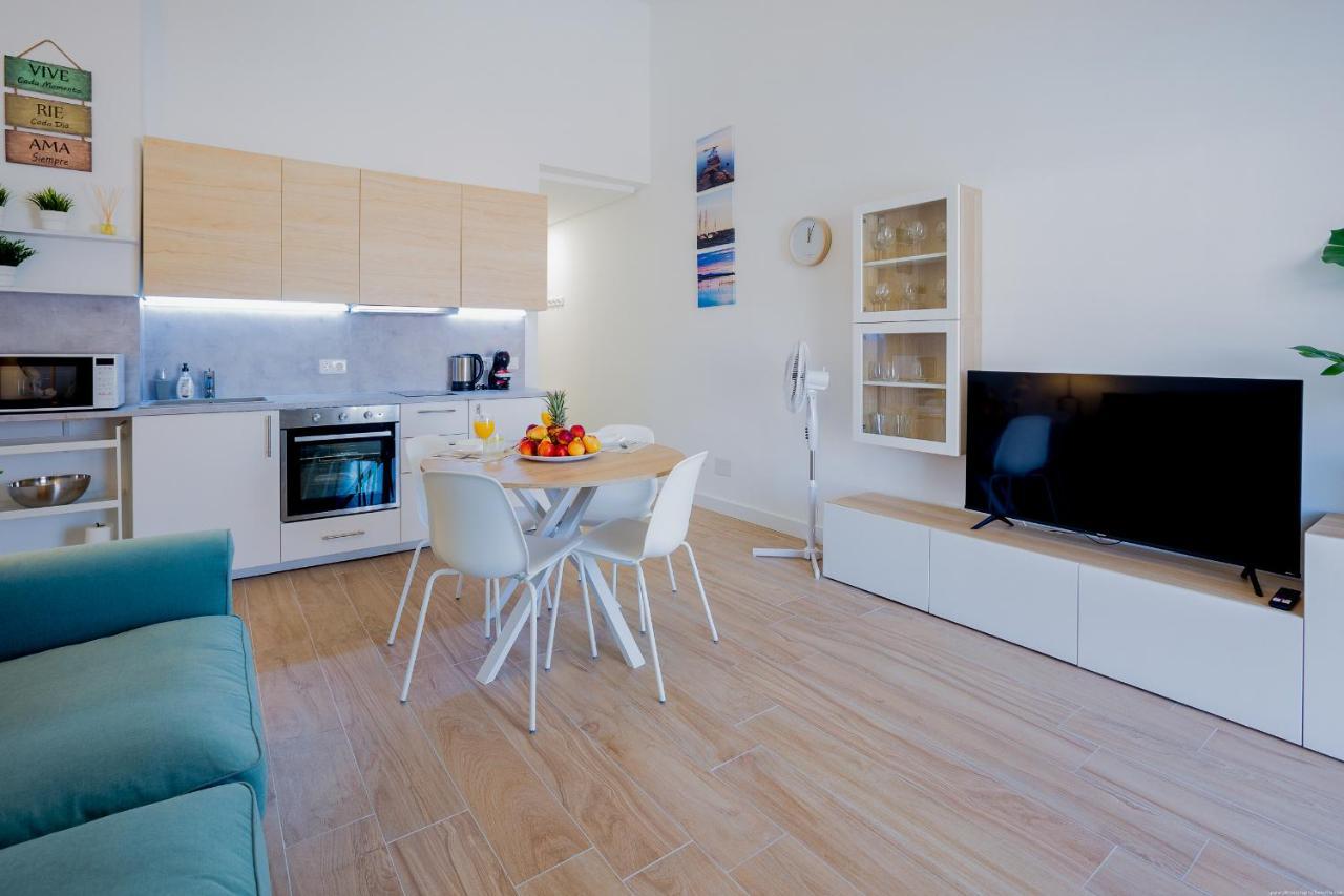 Bright & Stylish Apartment In Chipeque, Los Cristianos อาโรนา ภายนอก รูปภาพ